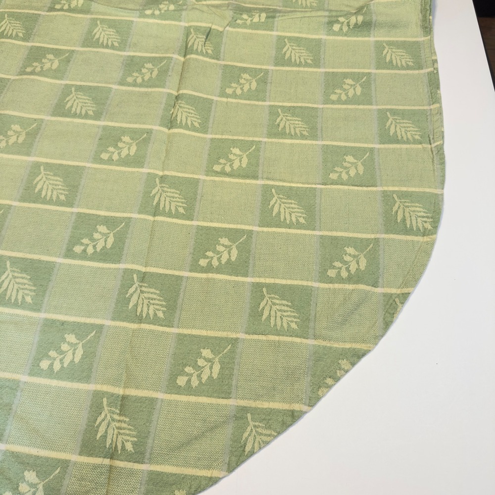 Tablecloth Green Leaf Grid Oval Vintage 56x72 Farmhouse Botanical